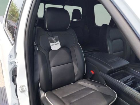 New 2026 RAM 1500 Limited image 32