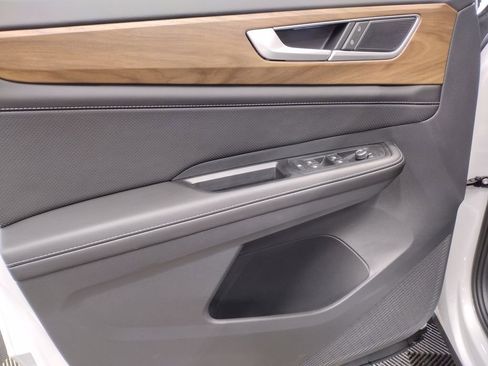 New 2026 Volkswagen Atlas SE image 19