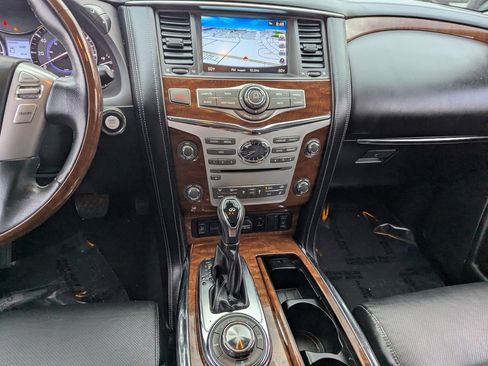 Certified 2018 INFINITI QX80 Limited w/ All Season Package image 18