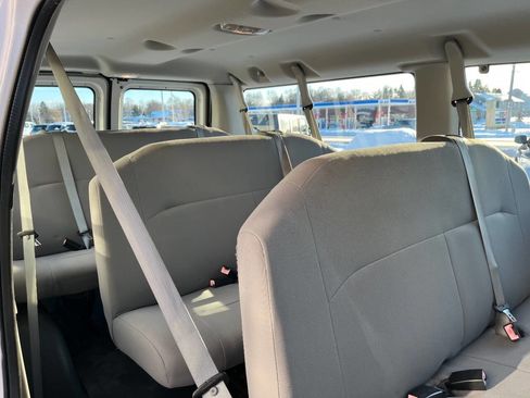 Used 2013 Ford E-350 and Econoline 350 XL image 22