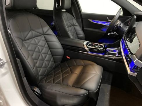 Used 2026 BMW 740i RWD image 87