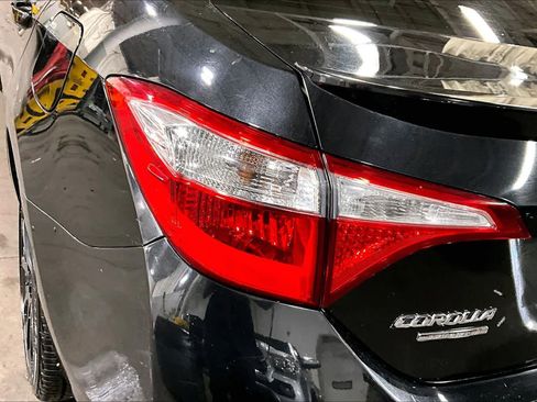 Used 2016 Toyota Corolla S Special Edition image 28