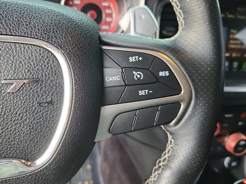 Used 2016 Dodge Charger SRT Hellcat w/ Harman/Kardon Audio Group RWD image 22