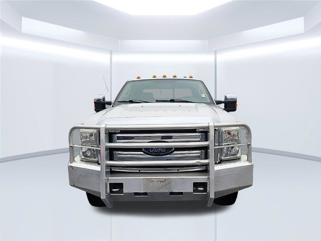 Used 2016 Ford F350 Lariat w/ Lariat Ultimate Package AWD/4WD image 3