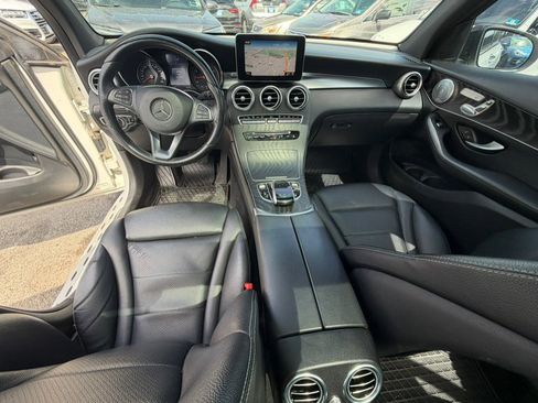 Used 2017 Mercedes-Benz GLC 300 4MATIC image 12