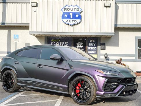 Used 2020 Lamborghini Urus AWD/4WD image 5
