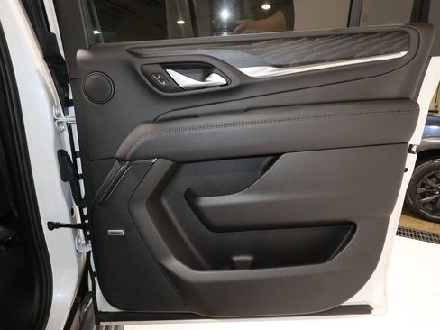 Certified 2024 GMC Yukon XL Denali w/ Denali Reserve Package image 21