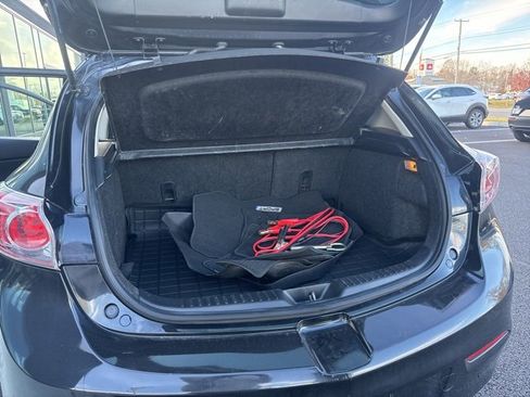 Used 2013 MAZDA MAZDA3 i Touring image 10