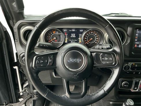 Used 2021 Jeep Wrangler Sport S image 18