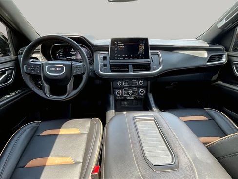 Certified 2024 GMC Yukon AT4 w/ AT4 Premium Package AWD/4WD image 14