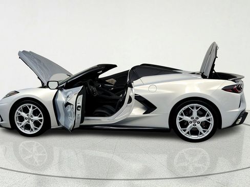 Used 2023 Chevrolet Corvette Stingray Preferred Conv w/ 2LT RWD image 10