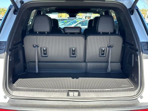 New 2026 Chevrolet Traverse Z71 w/ Enhanced Driving Package image 7