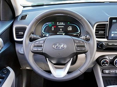 New 2026 Hyundai Venue SEL image 23