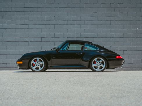 Used 1998 Porsche 911 Carrera S RWD image 3