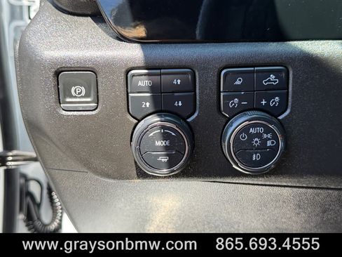 Used 2024 Chevrolet Silverado 1500 LTZ AWD/4WD image 31