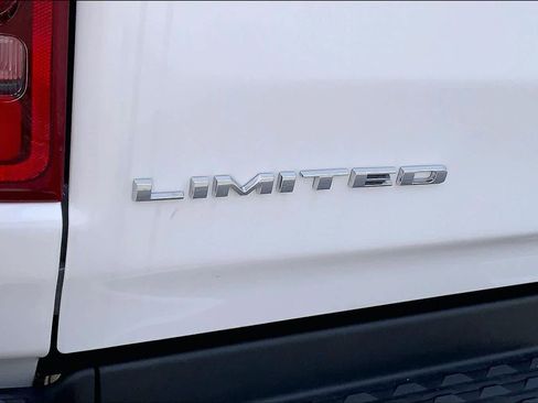 Used 2020 RAM 1500 Limited w/ Body Color Bumper Group AWD/4WD image 30
