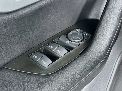 Used 2019 Chevrolet Blazer LT AWD/4WD image 30