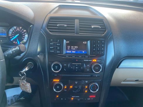 Used 2017 Ford Explorer 4WD image 13