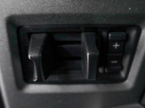 Used 2018 Ford F150 Raptor w/ Equipment Group 802A Luxury image 44