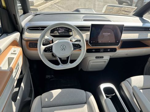 New 2025 Volkswagen ID. Buzz 1st Edition image 9