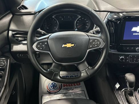 Used 2023 Chevrolet Traverse LT AWD/4WD image 34