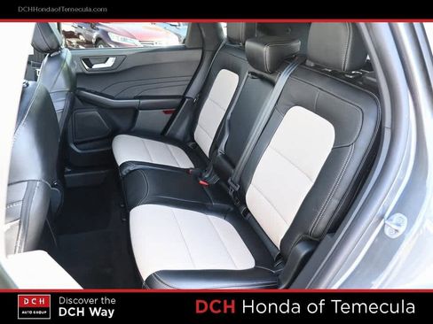 Used 2022 Ford Escape Titanium w/ Titanium Premium Package image 19