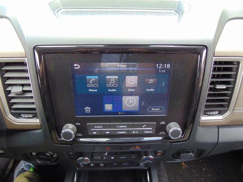 Used 2022 Nissan Frontier SV image 25