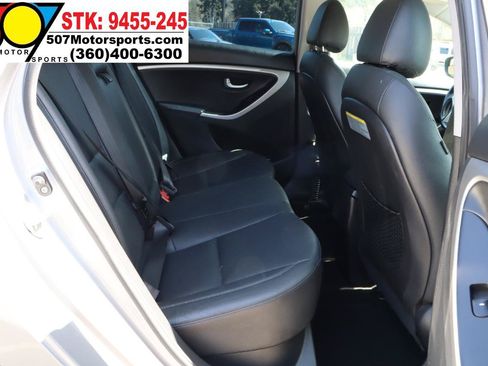 Used 2014 Hyundai Elantra GT w/ Option Group 03 FWD image 18