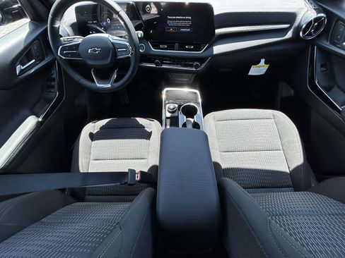 New 2026 Chevrolet Equinox LT FWD image 11