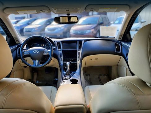 Used 2015 INFINITI Q50 Premium w/ Navigation Package RWD image 35