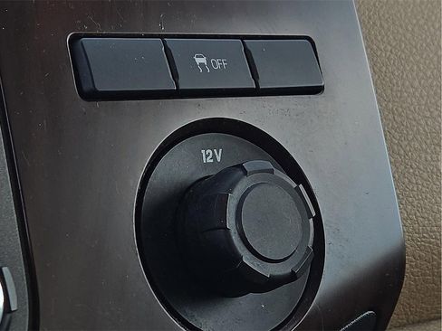 Used 2012 Ford F250 Lariat w/ Camper Pkg image 15