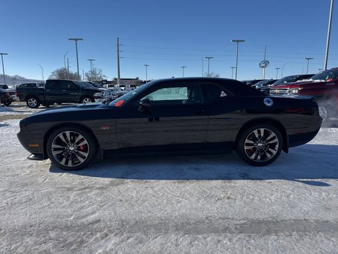 Used 2014 Dodge Challenger SRT8 image 23