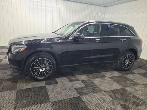 Used 2018 Mercedes-Benz GLC 300 4MATIC image 8