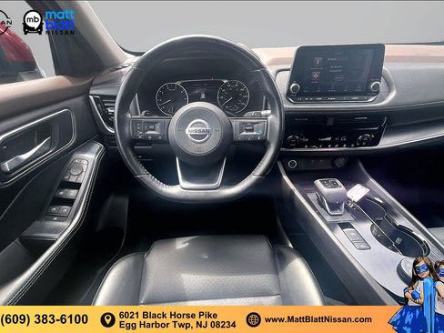 Used 2021 Nissan Rogue SV w/ Premium Package AWD/4WD image 4