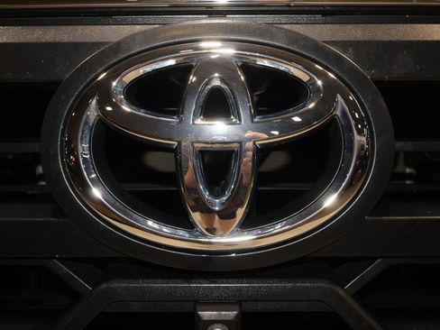 Used 2022 Toyota Tundra SR5 image 36