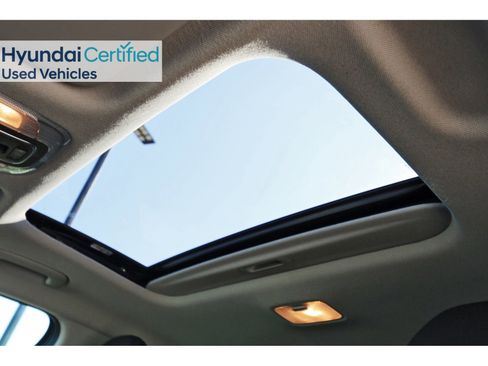 Certified 2024 Hyundai Elantra SEL w/ Convenience Package FWD image 31