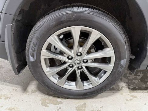 Used 2018 Toyota RAV4 Limited w/ All Weather Liner Package image 7