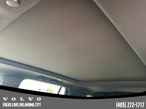 Used 2023 GMC Yukon Denali Ultimate AWD/4WD image 13