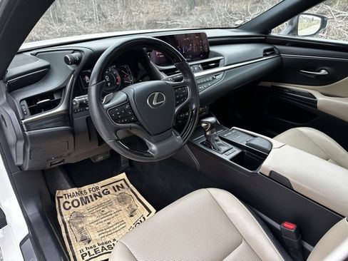 Used 2019 Lexus ES 350 w/ Premium Package image 12