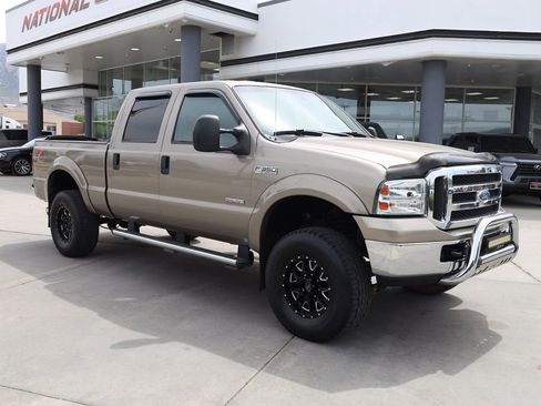 Used 2005 Ford F350 XLT AWD/4WD image 8