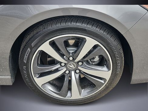 Used 2025 Acura TLX w/ Technology Package FWD image 8