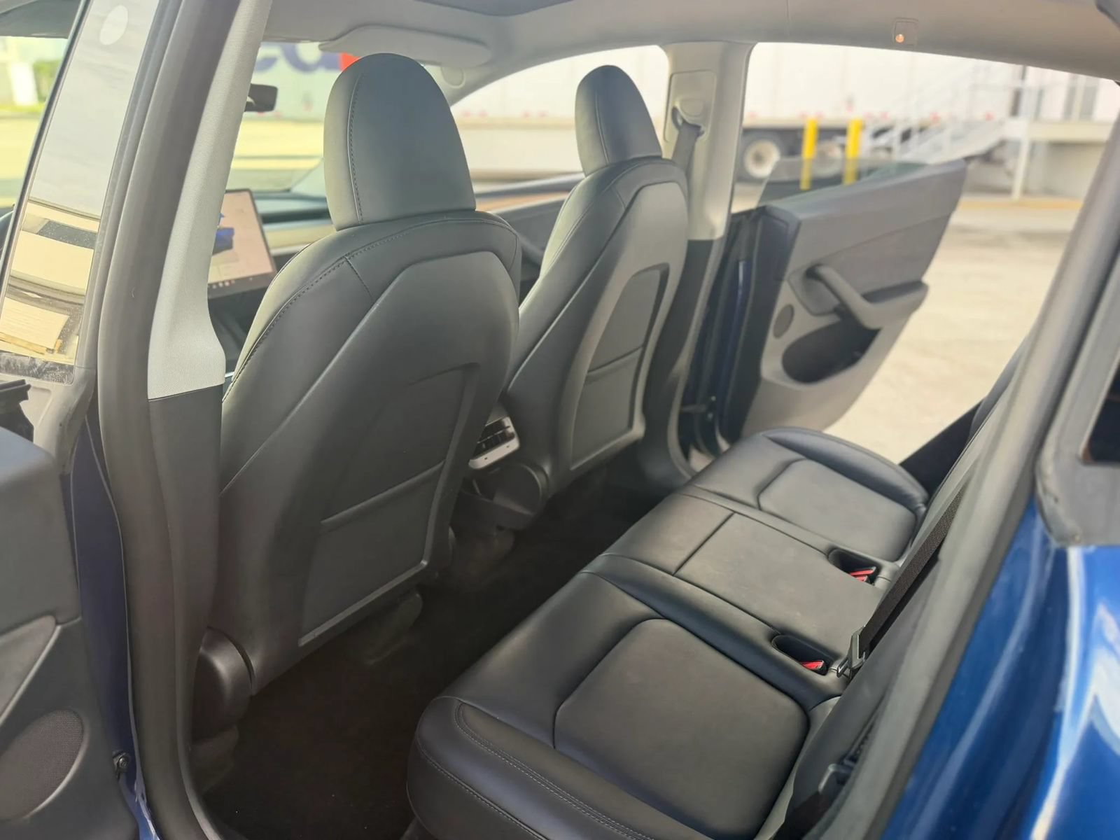 Used 2023 Tesla Model Y Performance AWD/4WD image 19