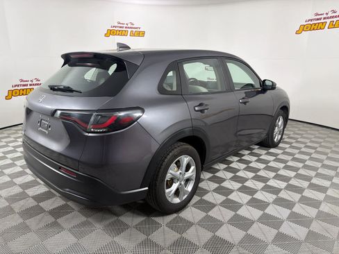 Used 2023 Honda HR-V LX image 6