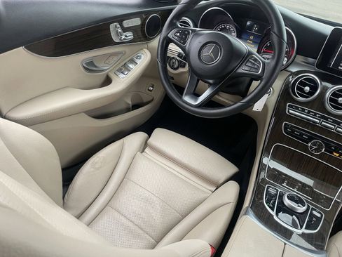 Used 2018 Mercedes-Benz C 300 Sedan image 15