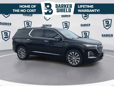 Used 2023 Chevrolet Traverse Premier AWD/4WD image 2