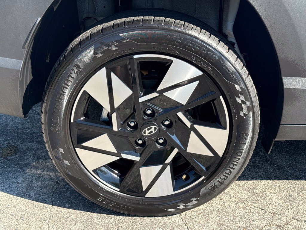 Used 2025 Hyundai Kona SEL AWD/4WD image 12