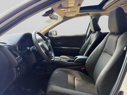 Used 2022 Honda HR-V EX image 16