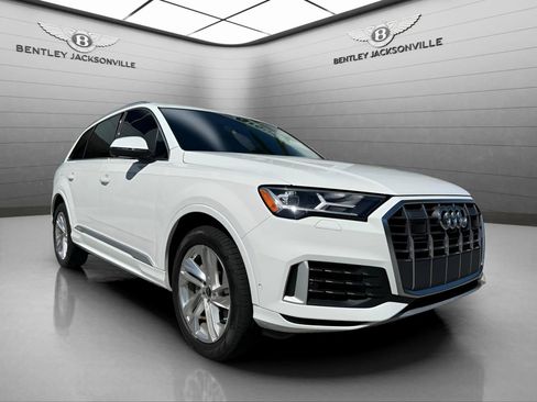 Used 2023 Audi Q7 3.0T Premium Plus AWD/4WD image 10