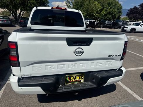 Used 2024 Nissan Frontier SV w/ SV Convenience Package AWD/4WD image 4