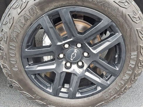 Used 2022 Chevrolet Silverado 1500 LT Trail Boss w/ Convenience Package II image 8